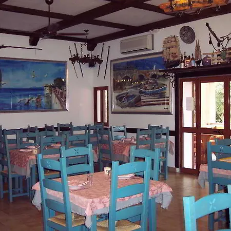 Camp Torre Del Porticciolo 3*